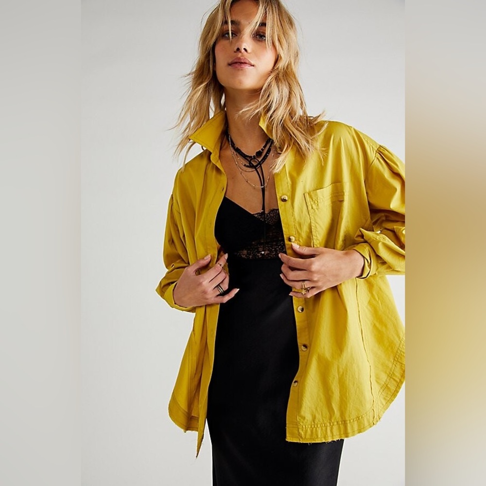 FREE PEOPLE HAPPY HOUR SOLID POPLIN TOP